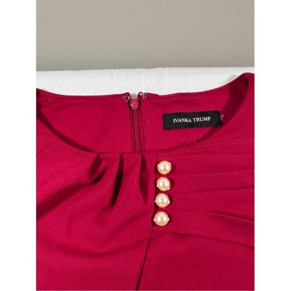 Ivanka Trump Berry Pink Pearl Accent Pleated Sheath Dress Short Sleeve